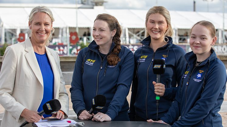  Renée Claesson-Ribring, Alicia Ortstad och Pam Svane nya ryttare i ATG Talang Paradressyr. Foto Mia Nilsson.