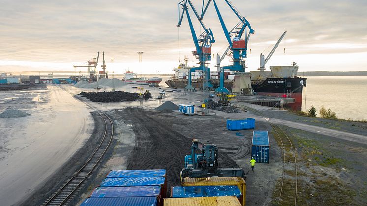 Bild över Victoriahamnen i Lulå Hamn