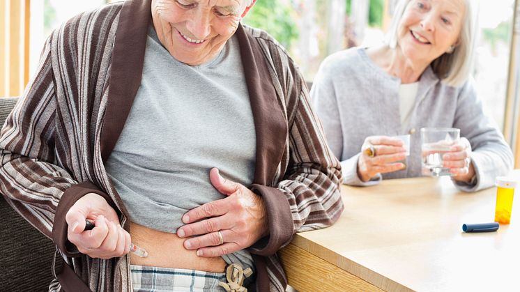   För personer med typ2-diabetes är det av flera skäl viktigt att undvika episoder av högt blodsocker. Det tycks även ha betydelse för risken att utveckla Alzheimer. Foto: Caiaimage, all rights reserved.