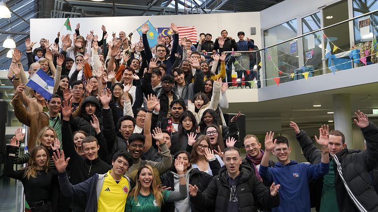 Am 14. November 2024 präsentierten Studierende und Beschäftigte der TH Wildau beim Internationalen Nachmittag die Vielfalt der Hochschule. (Bild: TH Wildau)