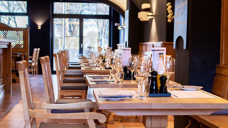 Vier-Sterne-Haus lädt zu Käsefondue und Brunch - Festliche Genüsse für Genießer im Hotel Jaumann’s