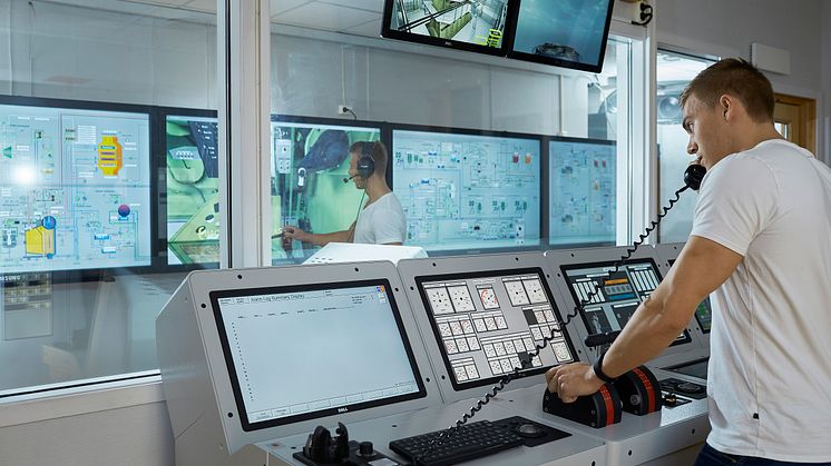 Kongsberg Digital’s K-Sim Engine room simulator will be key in the crew training  of Höegh Autoliners’ new net-zero-ready Aurora Class vessels. 