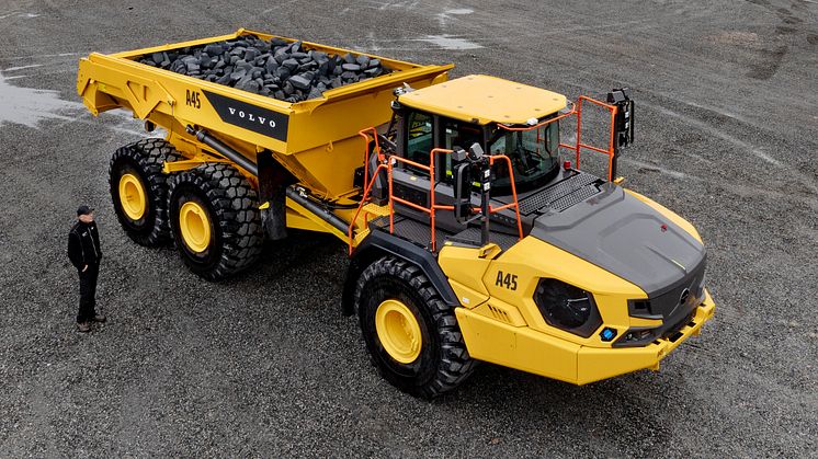 Volvo A45 dumper och Mikael Nordell, Swecon