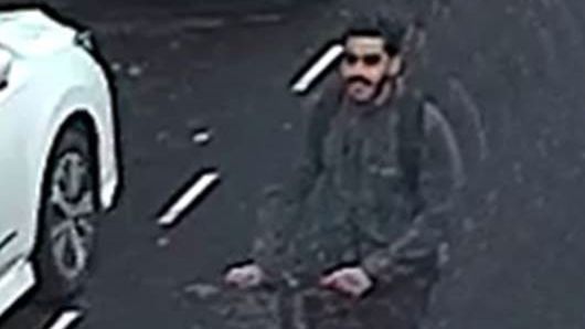 [Image of the man police want to identify]