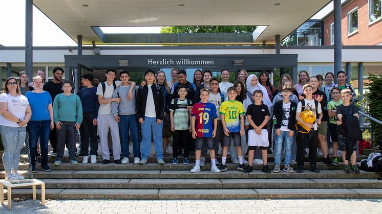 Insektenhotels, kreative Stickerei, Pausenspiele und viel Bewegung: Erneut haben Studierende der Universität Vechta Schüler*i