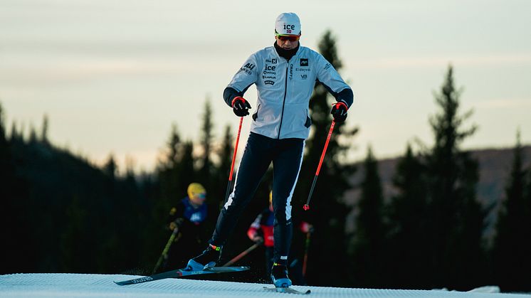 Vetle Sjåstad Christiansen i fint driv på Beitostølen. Foto: NSSF v/ Emil Sørgård 