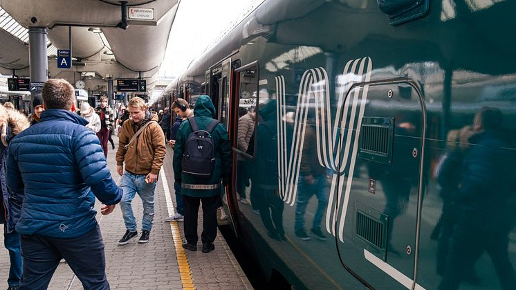 Rushtrafikk_pa_Oslo_S_VY_03791_Foto_Mads_Kristiansen.JPEG