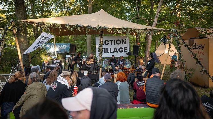 Action Village återvänder till Rosendal Garden Party – och festivalen mobiliserar för att skydda Sveriges sista skogar