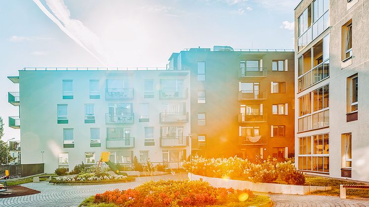 Höga inträdeströsklar på bostadsmarknaden i Sverige - vad kan vi lära av våra nordiska grannar?