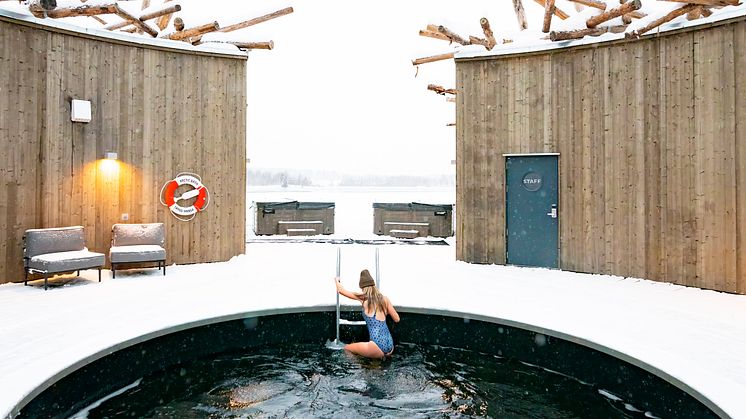 Fire & Ice – möt den magiska kontrasten mellan kyla och värme. När bastu och kallbad blir ett retreat. 