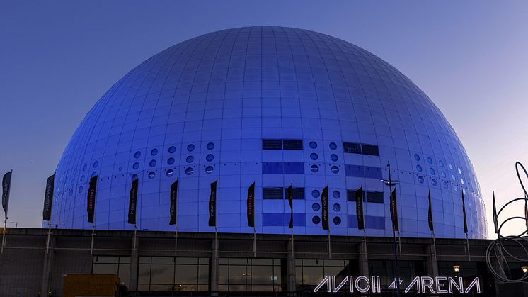 På initiativ av Bauhaus som är huvudpartner till Barncancerfonden, och enabling partner till Avicii Arena, kommer Avicii Arena i Stockholm lysas upp i blått den 15 februari.