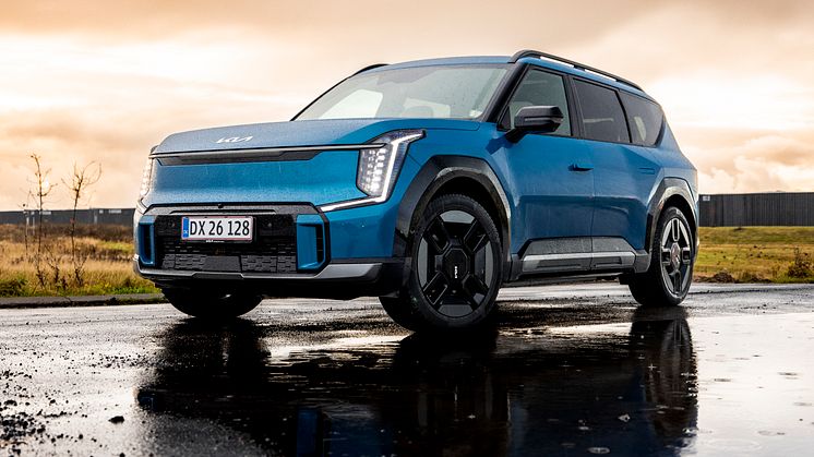 Nu kan Kia Danmark tilbyde den populære og praktiske familiebil, Kia EV9, som en rummelig varebil