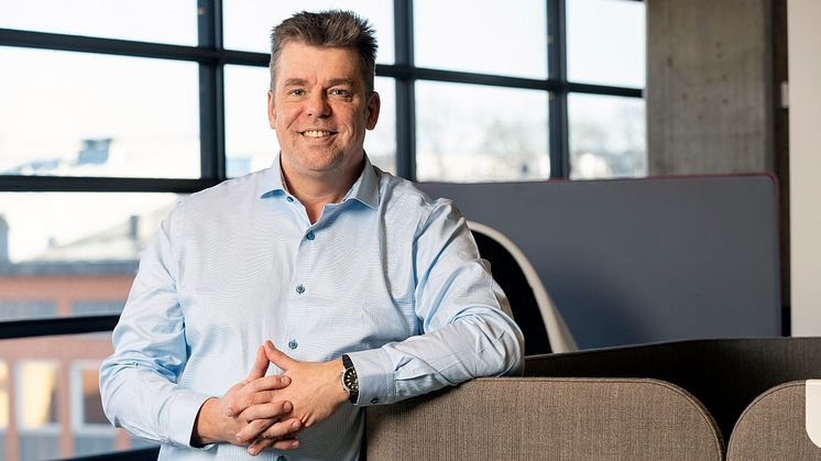 – Vi delar gärna med oss av den AI-lösning som har utvecklats tillsammans med Fraunhofer-Chalmers, säger Jonas Tannerstad, el- och automationschef hos ÖBO. Bild: Alexander von Sydow