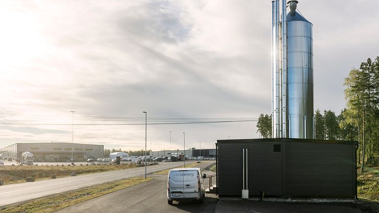 När fastighetsbolaget Kilenkrysset planerade för en värmelösning till sin kommande nybyggnation i området Biskopskvarn i Strängnäs föll valet på Solör Bioenergi. Foto: Lina Östling
