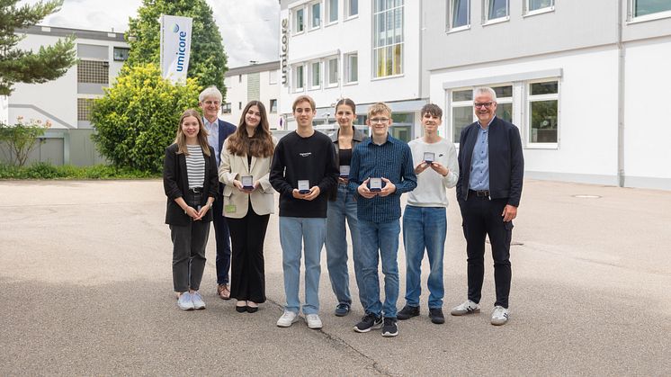 Jahrgangsbeste im Fach Chemie ausgezeichnet
