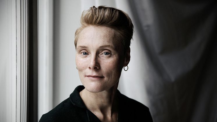Kristin Berget hedret med gjev poesipris (Foto: © Anna Julia Granberg | Blunderbuss)