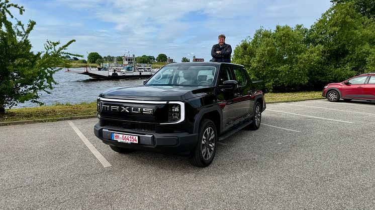 MAXUS eTerron 9 im Fokus: YouTube-Journalist Oliver Bornemann nimmt den neuen Elektro-Pick-up unter die Lupe