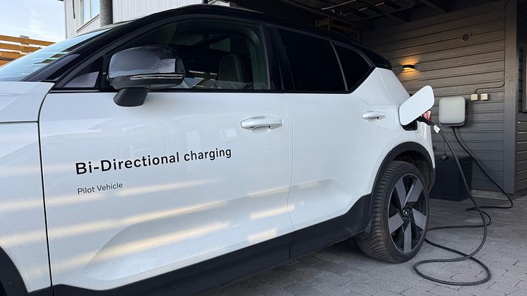 Genombrott för V2G-teknik: Första gången elbilsbatterier levererar effekt direkt till lokal effekthandel