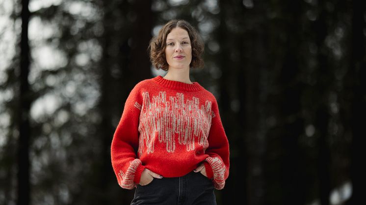 Sterk debut frå Anne-Lise Frøland; "Tynne rivner av lys"