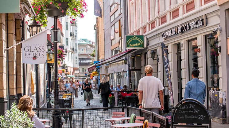 Nu lanserar HBG City konceptet HBG POP UP som erbjuder tillfälliga hyresgäster möjligheten att kliva in i en färdiginredd lokal på Bruksgatan i Helsingborg.