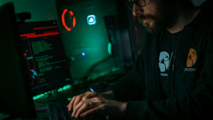 Vad gör ni när det smäller? Rusta er med ett säkerhetscenter som tjänst och expertstöd som kan hantera komplexa cyberhot
