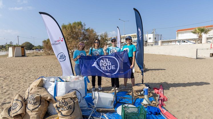 Barn blir miljöhjältar på Rhodos – TUI Care Foundation lanserar TUI Junior Academy