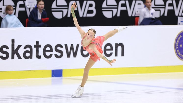 Lilly Almgren Lidman, Föreningen Skating and Dance Academy, är i ledningen efter kortprogrammet i JSM damer. Foto: Maria Jangbro
