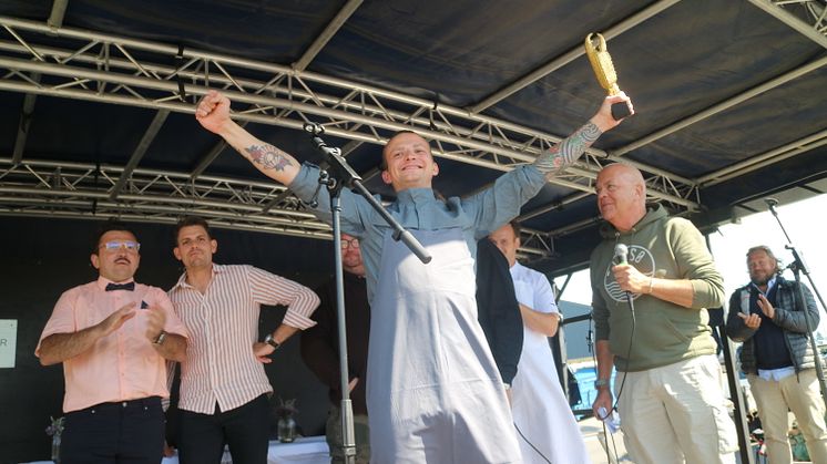 Magnus B. Carlsen fra Alchemist vandt i 2022 og skal i 2024-udgaven af Jomfruhummerfestivalen prøve at gentage succesen