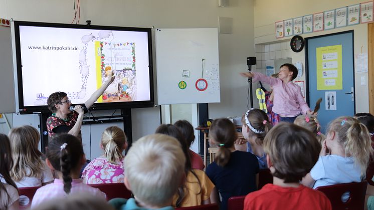 Digitale Leseförderung| Kinder erwecken Bücherfiguren mit Unterstützung von Studierenden der Universität Vechta zum Leben und entwickeln damit Lust am Lesen 
