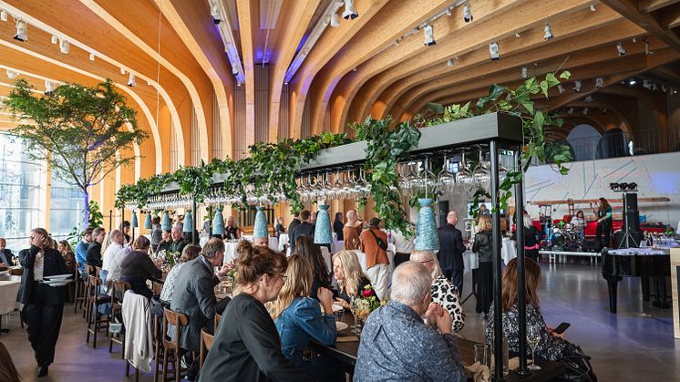 Nordisk mattradition möter internationella smaker: World of Volvo-restaurangen Ceno slår upp portarna