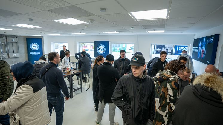 Talentprisen matcher GROHEs fokus på at medvirke til at afhjælpe manglen på kvalificerede unge i byggebranchen. Det passer således fint sammen med GROHEs egne uddannelsesaktiviteter som det moderne træningscenter for bl.a. erhvervsskoler i Brøndby.