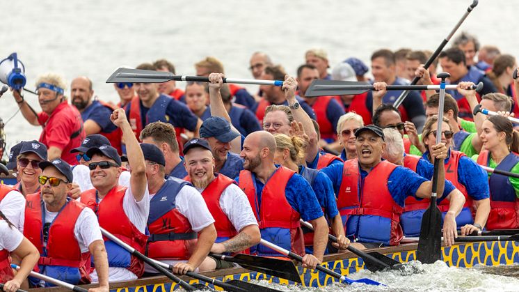 Der beliebte Drachenboot-Cup im Rendsburger Kreishafen.