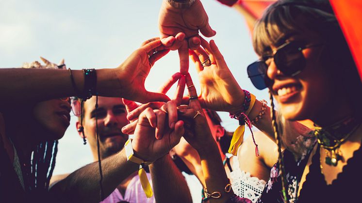 Die Festivalsaison fasziniert jedes Jahr zehntausende Menschen.
