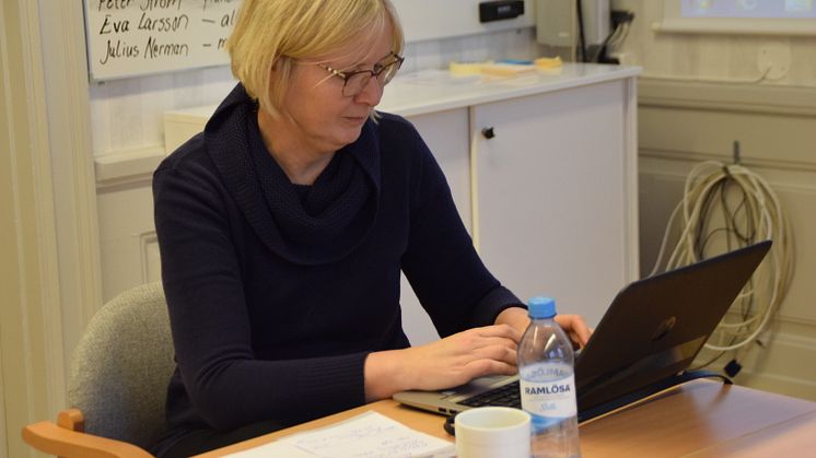 En lotta i samband med en övning för Stabspoolen, en resursgrupp med utbildade stabsassistenter.