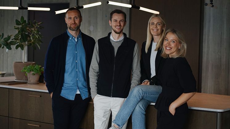 Fra venstre: Christoffer Bårsgjære (Key Account Manager), Sondre Aakre (CFO), Turid Øiehaug (Supply Chain Manager) og Sandra Nordheim Eikenes (COO), har alle vært svært involvert i den omfattende anbudsprosessen.