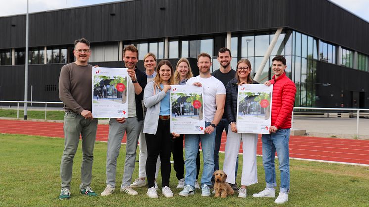 Einige der organisierenden Studierenden und Uni-Mitarbeitenden des Sport- und Sommerfestes.