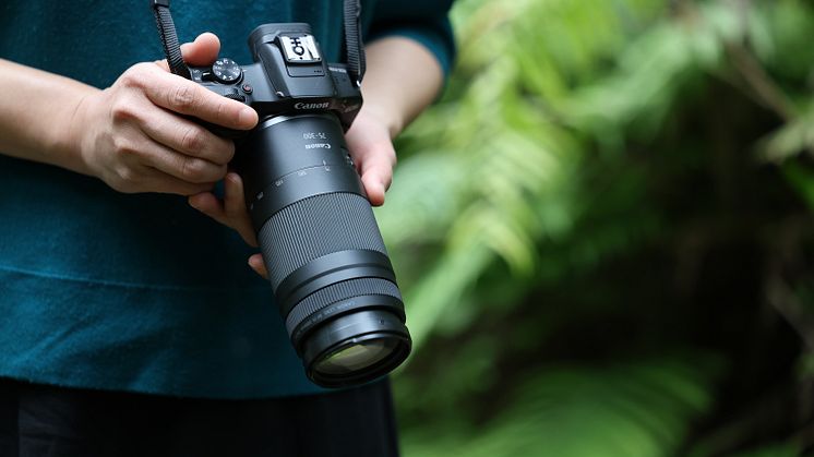 RF 75-300mm F4-5.6 er et rimelig, klassisk fullformatobjektiv som kan brukes på alle kameraer som har Canons avanserte RF-fatning.