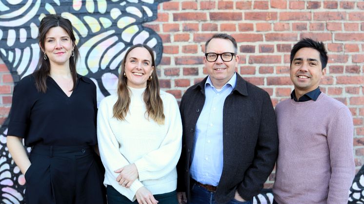 Lovisa Ralpher (kommunikationsansvarig) & Sara Larsson (verksamhetschef) från WIN WIN Award. Henrik Björklund (VD) & Peter Elvemo (PR-ansvarig) från Mardi Gras