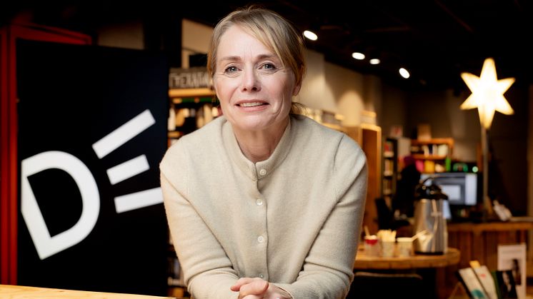 Biblioteksjef Merete Lie er storfornøyd med årets utlånsrekord. Foto: Agnete Brun