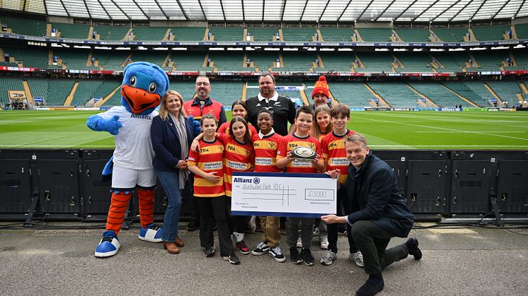 Allianz and Stockwood Park Rugby Football Club members.jpg