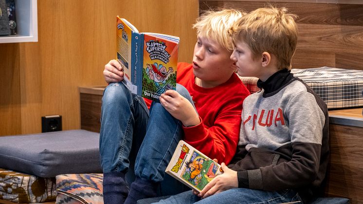 Biblioteksjef Merete Lie tror ikke plikter og planer nødvendigvis skaper leseglede. Til helgen inviterer hun og Deichman til barnebokfestivalen Barnas bokfest der målet nettopp er å plante leselyst hos barn og familier i Oslo. Foto: Agnete Brun.