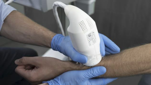 Behandling med System ONE-M från TOOsonix