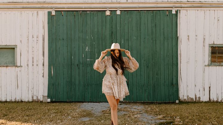 hannah-busing-ZtUDTycw7uY-unsplash.jpg