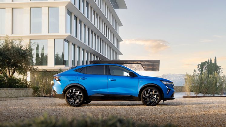Renault Rafale E-tech Plug-in hybrid 4x4