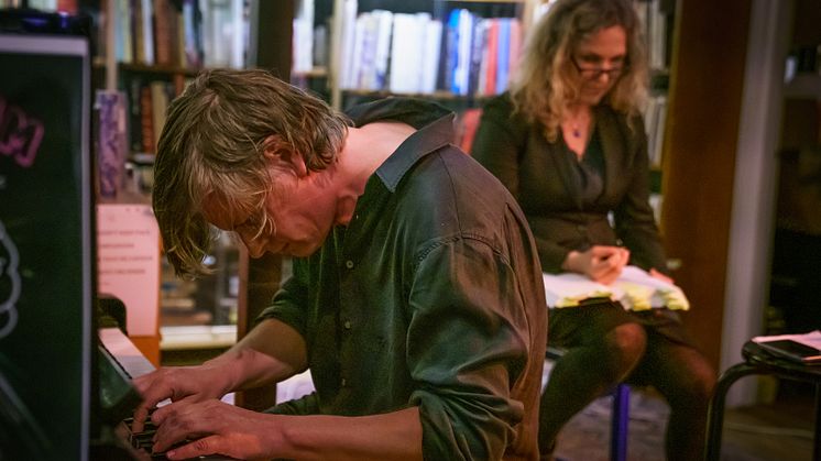 Den 29 april uppträder författaren Marit Kapla och pianisten Martin Hederos på Värmlands Museum. 