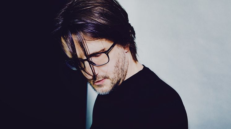 12-STEVEN WILSON BY HAJO MUELLER.jpg