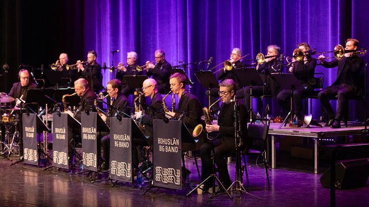 Bohuslän Big Band hyllar svenska storbandsgiganter. Foto: Daniel Strandroth.