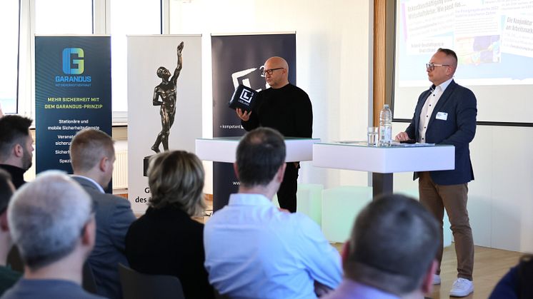 Der geschäftsführende Gesellschafter Roman Großmann und Geschäftsführer Marius Gross beim Führungskräftetreffen der LIEBLANG Gruppe im Januar 2025 (Foto: LIEBLANG Gruppe)