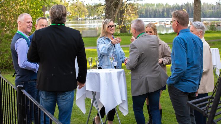 Vårbuffén - en årligt återkommande mötesplats för framtidens Katrineholm. Företagare, politiker, akademiker och samhällsengagerade Katrineholmsbor samlas traditionsenligt på Vårbuffén. En kväll fylld av samtal om kommunens utveckling.