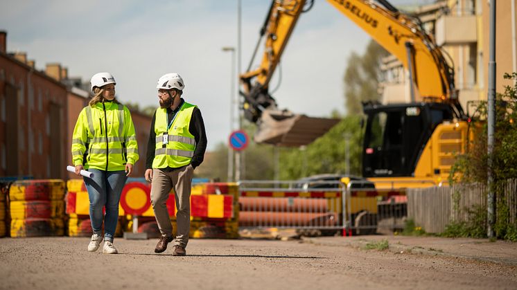 Projektledare framför ett VA-projekt i Kristinehamns kommun. Foto: Pär Englund. 